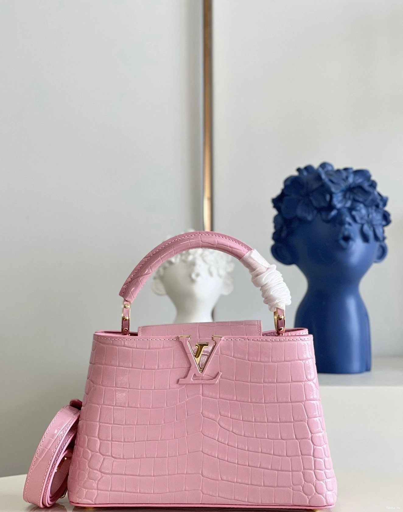 Affordable LOUIS BB CAPUCINES VUITTON 0806